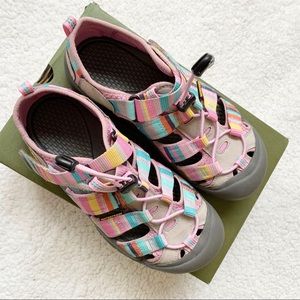 NEW KEEN Newport H2 Sandals / Hiking / Water Shoes